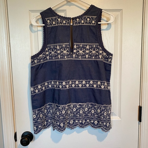 Lands End Canvas Embroidered Tank - Picture 2 of 5